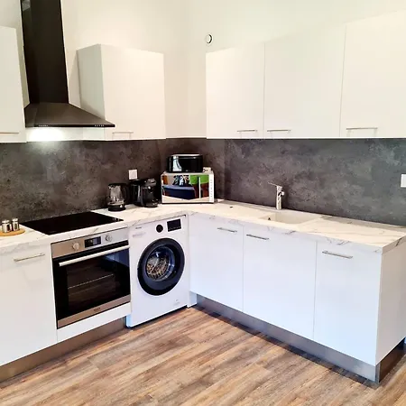 Apartment Rep - 4b Millau