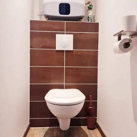 Apartment Rep - 4b *